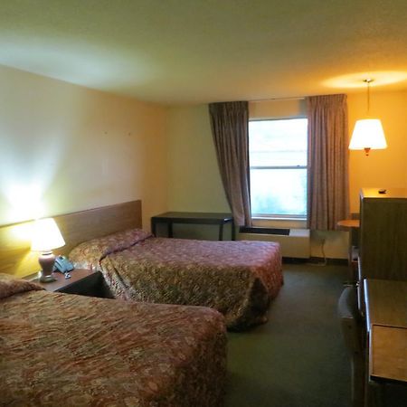 Hollywood Inn & Suites 구르네 외부 사진